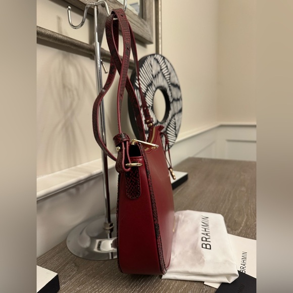 Brahmin Red Leather crossbody bag. - Picture 9 of 16